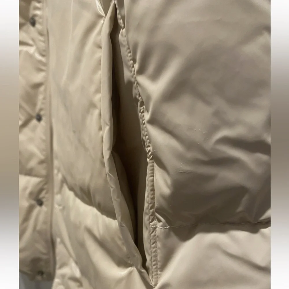 Aerie Offline Cream Puffer Vest NWT - Picture 4 of 5